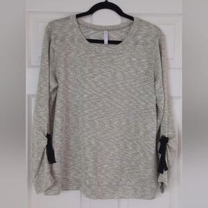 Xhilaration Metallic Bowtie Long Sleeves Top/Blouse| Women Size: L